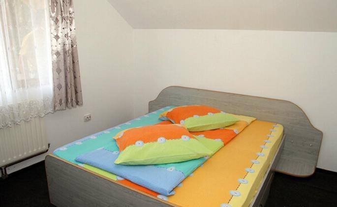 1455989_497876943643742_1053060286_n