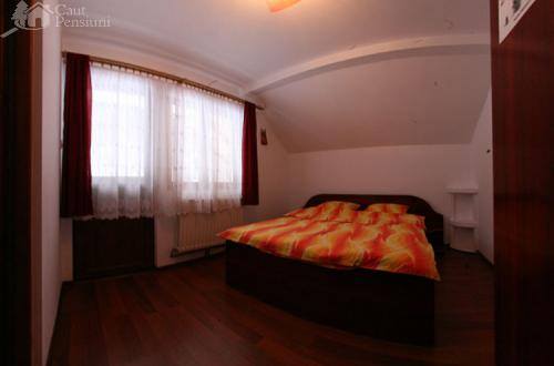 1625592_543022355795867_1894693694_n